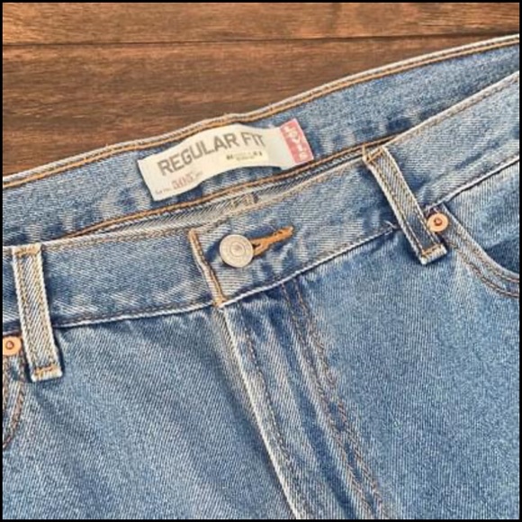 Vintage Levi’s 505 Denim Straight Cut Blue Jeans - Picture 3 of 5